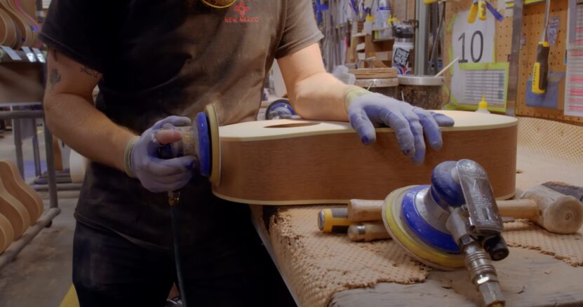 Gibson Acoustic Guitars Process